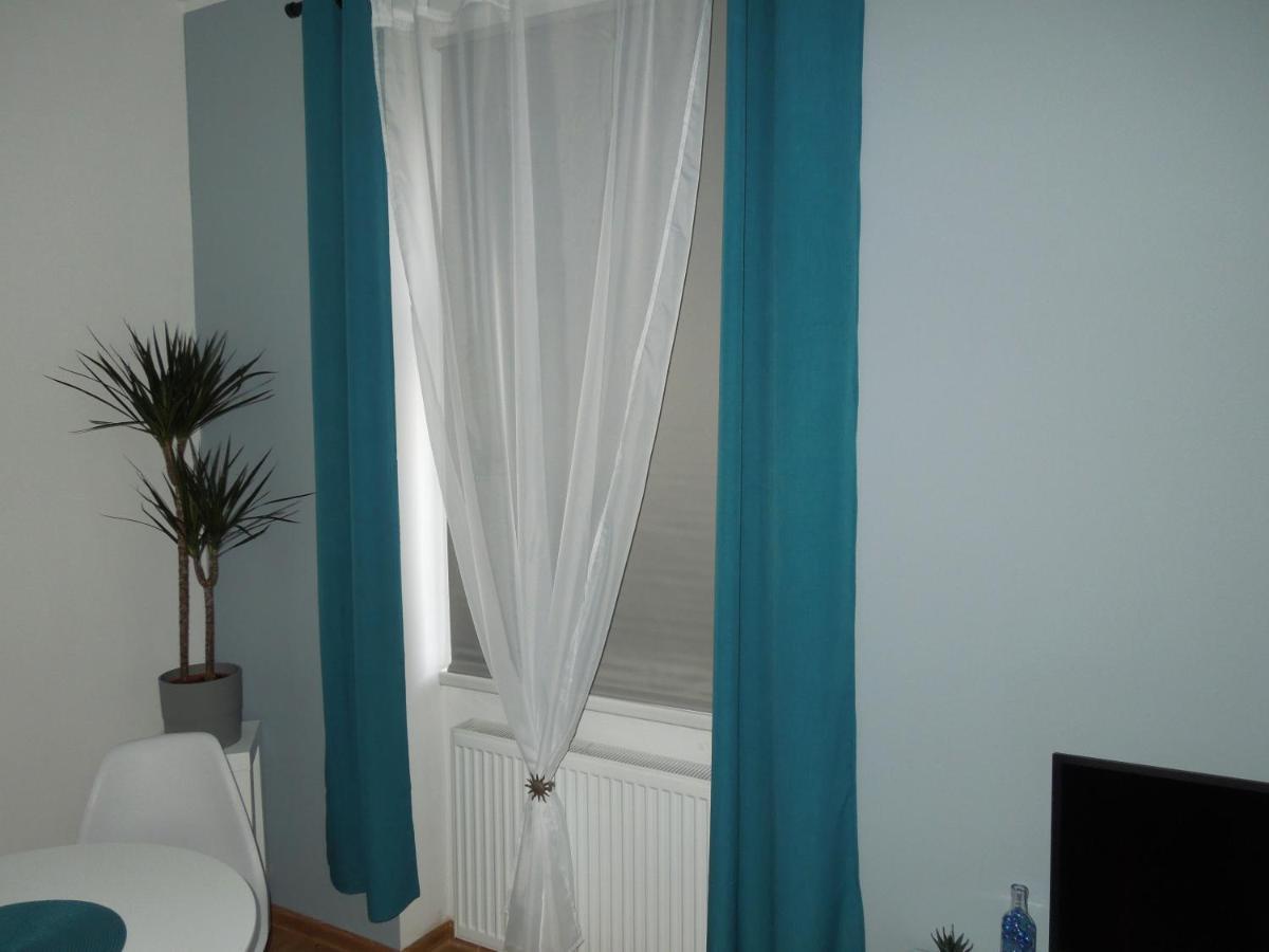 Jonas Apartments - Great Location Near Bratislava City Center Exteriör bild