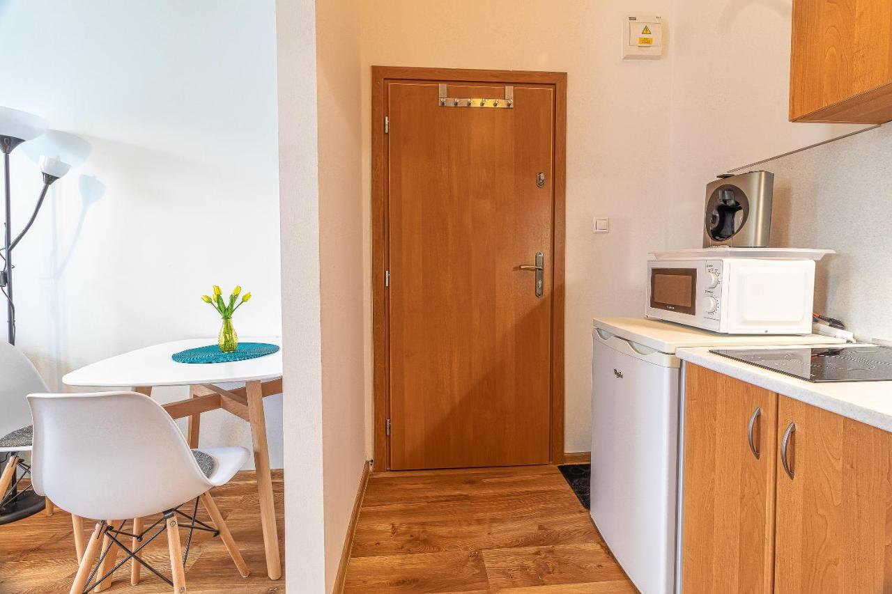 Jonas Apartments - Great Location Near Bratislava City Center Exteriör bild