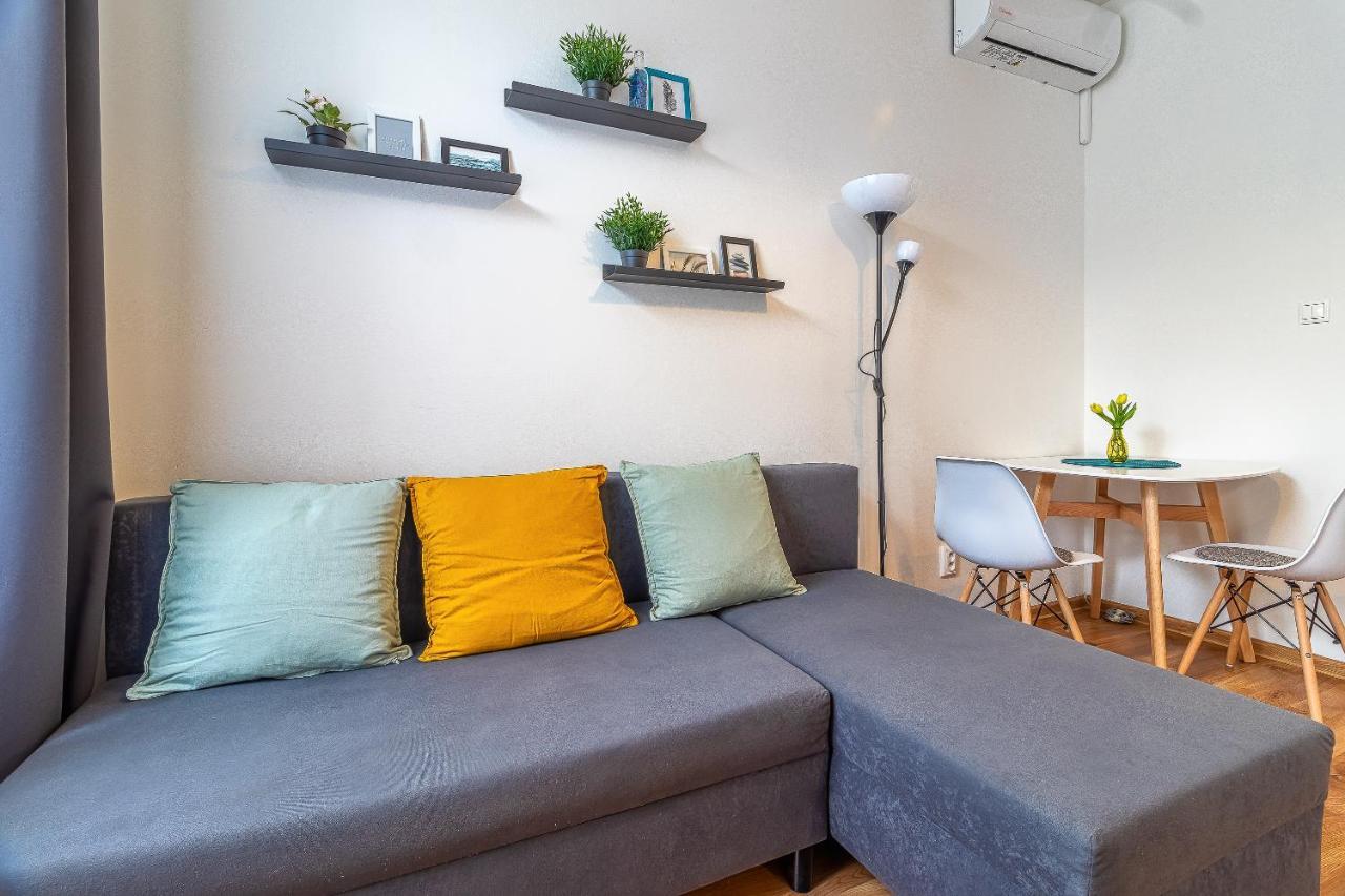 Jonas Apartments - Great Location Near Bratislava City Center Exteriör bild