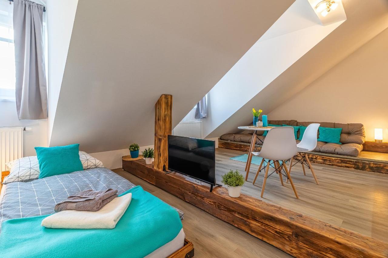 Jonas Apartments - Great Location Near Bratislava City Center Exteriör bild