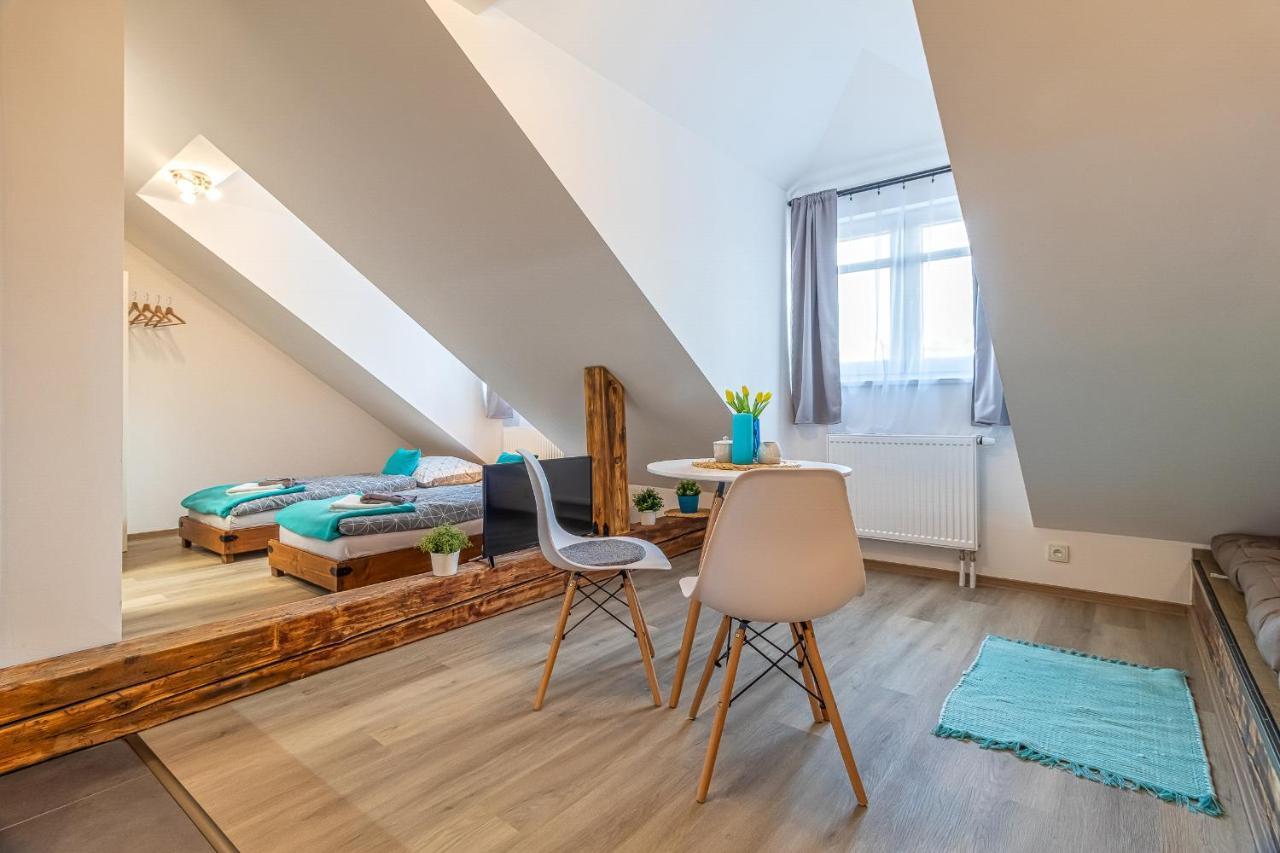 Jonas Apartments - Great Location Near Bratislava City Center Exteriör bild