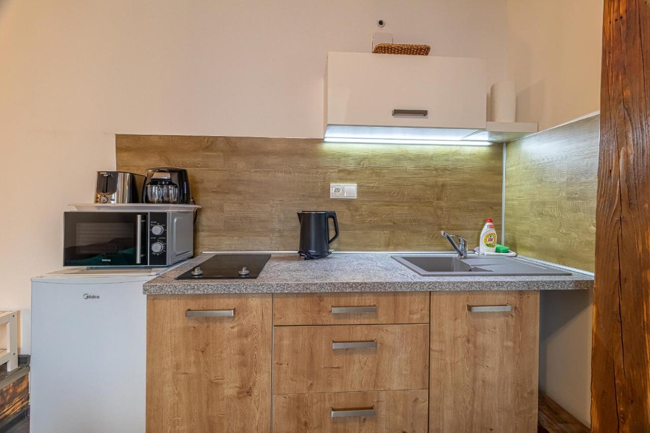Jonas Apartments - Great Location Near Bratislava City Center Exteriör bild