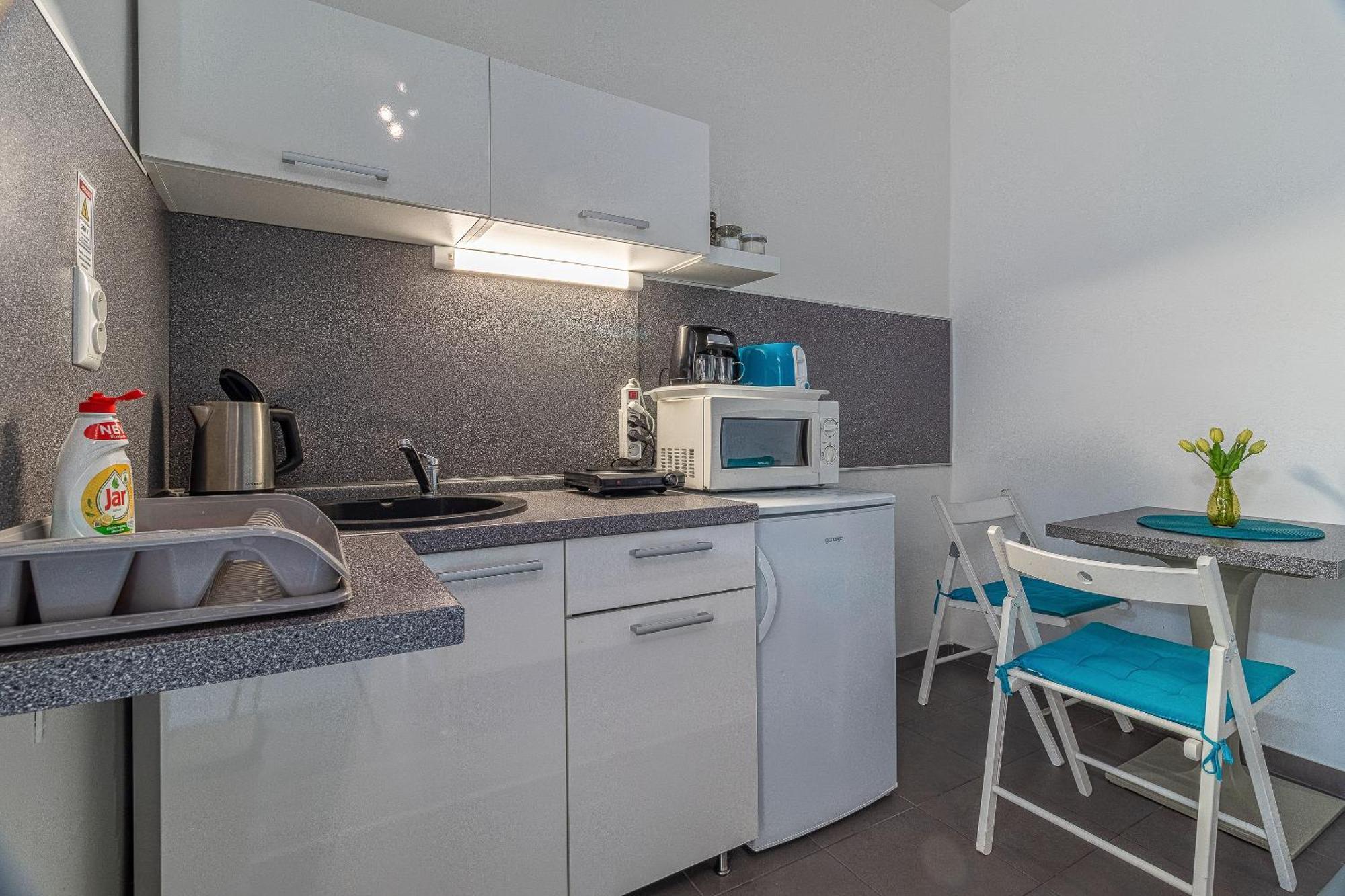 Jonas Apartments - Great Location Near Bratislava City Center Exteriör bild