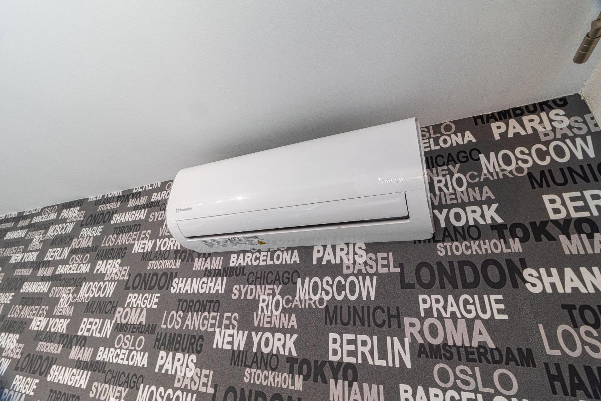 Jonas Apartments - Great Location Near Bratislava City Center Exteriör bild